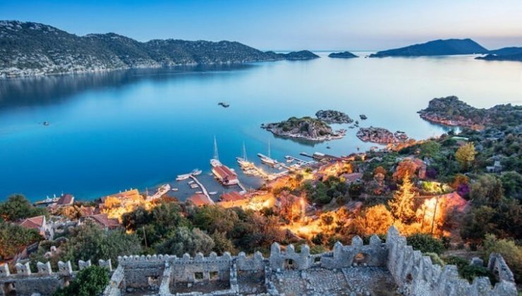 Antik limanların gölgesinde bir cennet: Üçağız Köyü