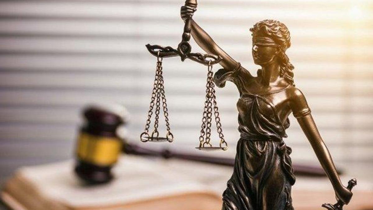 5 Nisan Avukatlar Günü mesajları 2025! Resimli, anlamlı, özel, yazılı Dünya Avukatlar Günü kutlama sözleri!